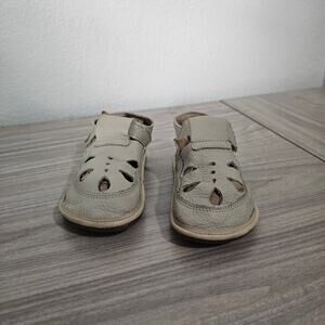 Magical Shoes Children Barefoot Shoes Coco Beige EU 27 US Kids 11 Barely Worn